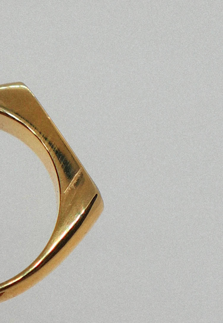 Perfectly imperfect - ring gold